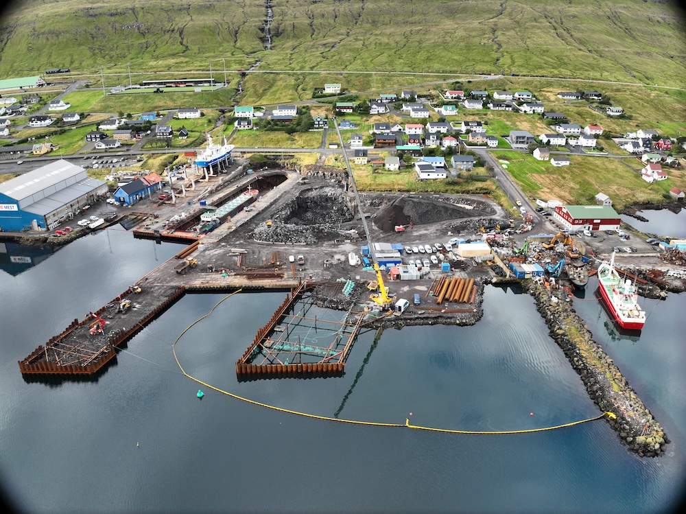 Uitbreiding kade Dokká Skála – Faroër Eilanden | Stalen damwanden zz-damwanden kade uitbreiding